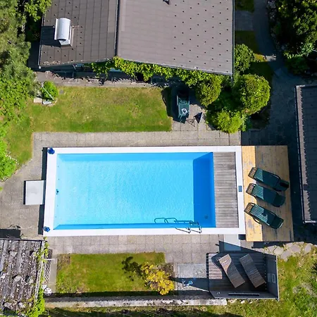 Holiday home Nina's With Pool & Sauna Access, Alpenluxus Collection *