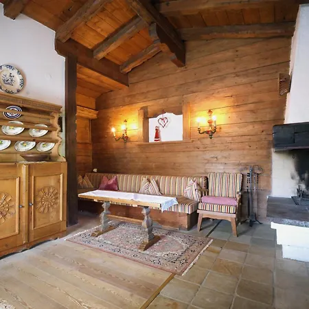 Holiday home Nina's With Pool & Sauna Access, Alpenluxus Collection